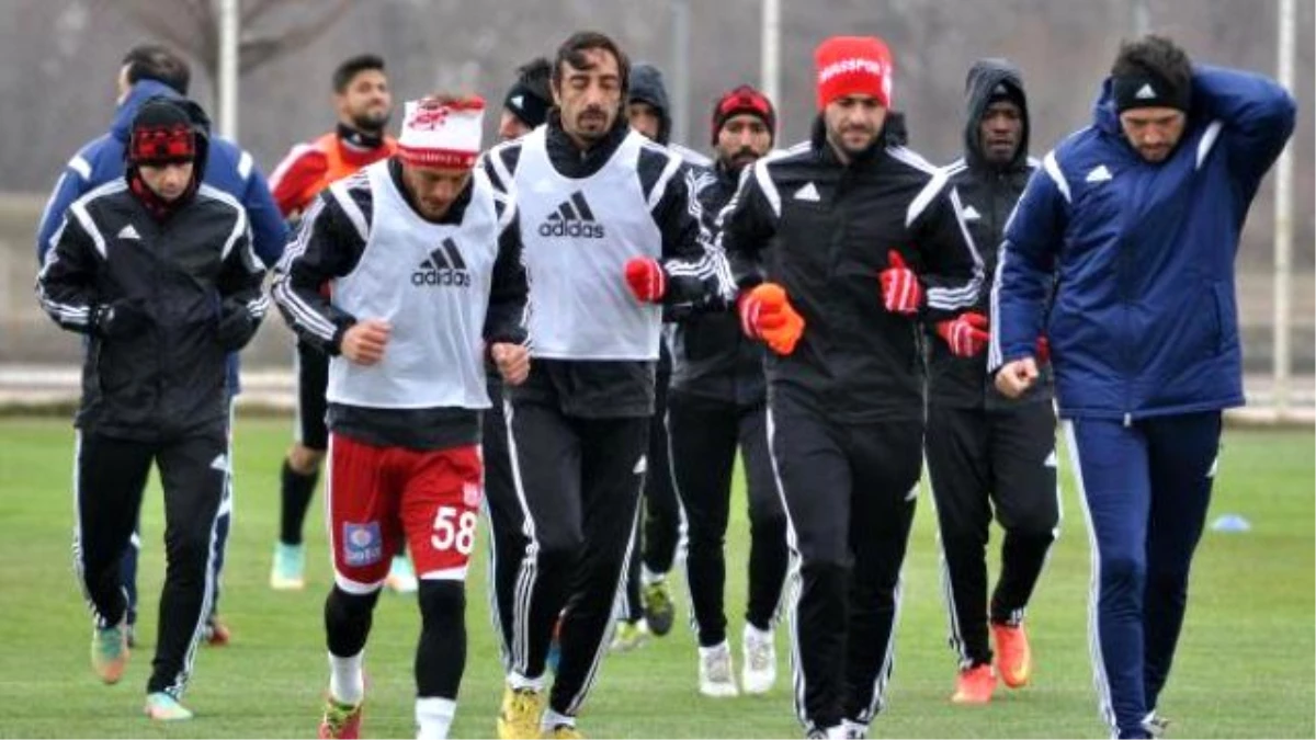 Sivasspor Pas Çalıştı