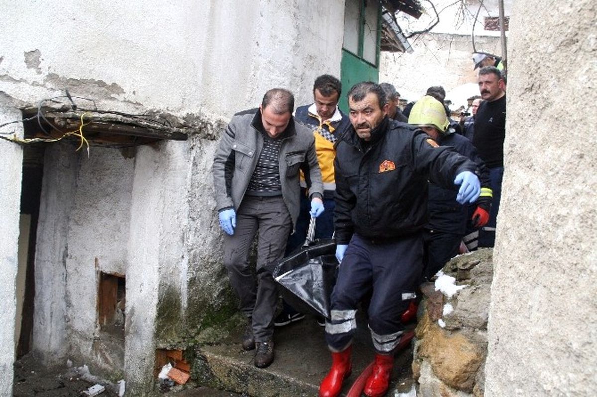 Yozgat\'ta Evde Yangın Çıktı: 1 Ölü