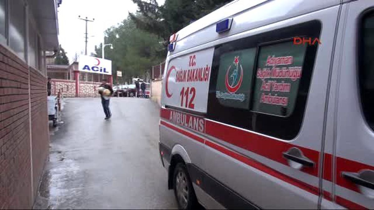 Adıyaman Poliklinikte Cam Silerken 3\'üncü Kattan Düşen Kadın İşçi Ağır Yaralandı