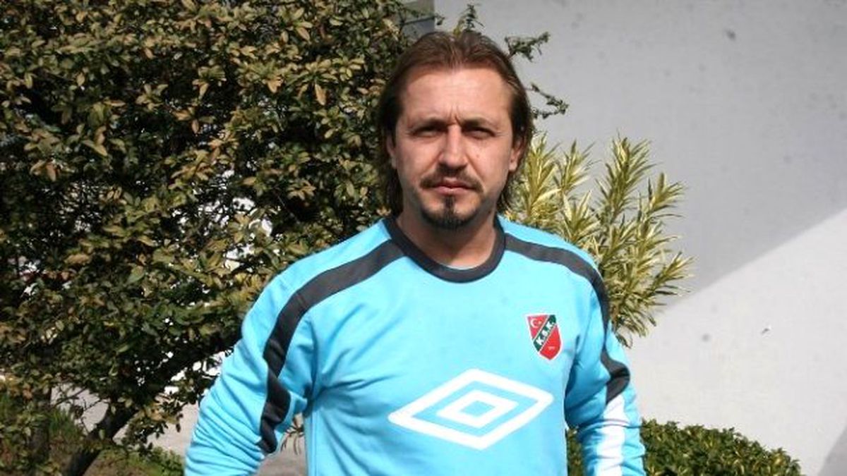 Ayhan Akman, Karşıyaka\'da İlk İdmanına Çıktı
