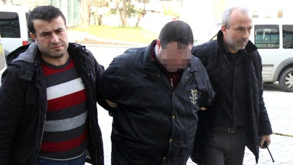 Balkondan Tırmanıp 18 Evden Altın ve Para Çaldı