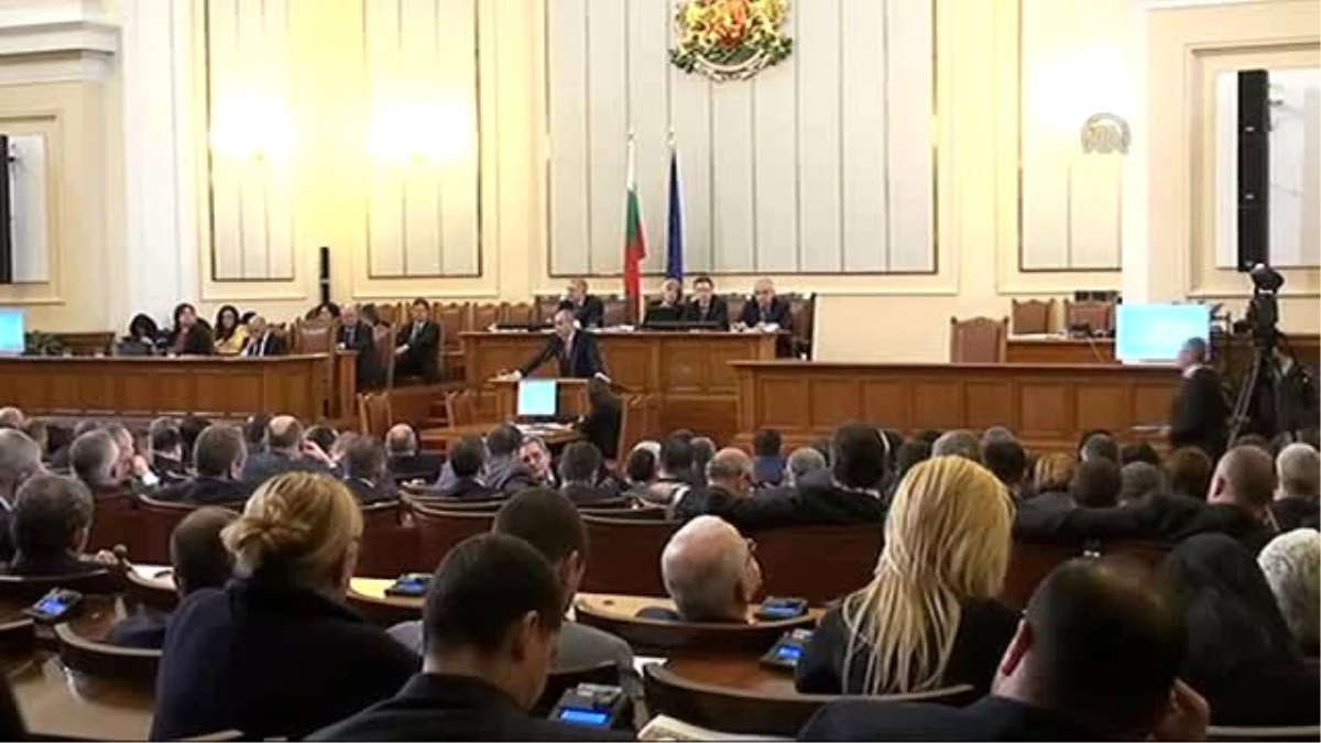 Bulgaristan Parlamentosu, Ülkenin 8 Milyar Avro Borçlanmasına Onay Verdi