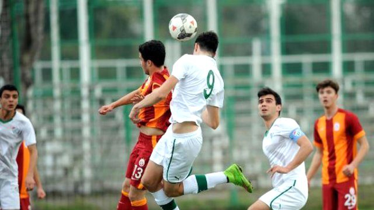 Bursaspor U-19 Galatasaray\'ı 3-1 Yendi
