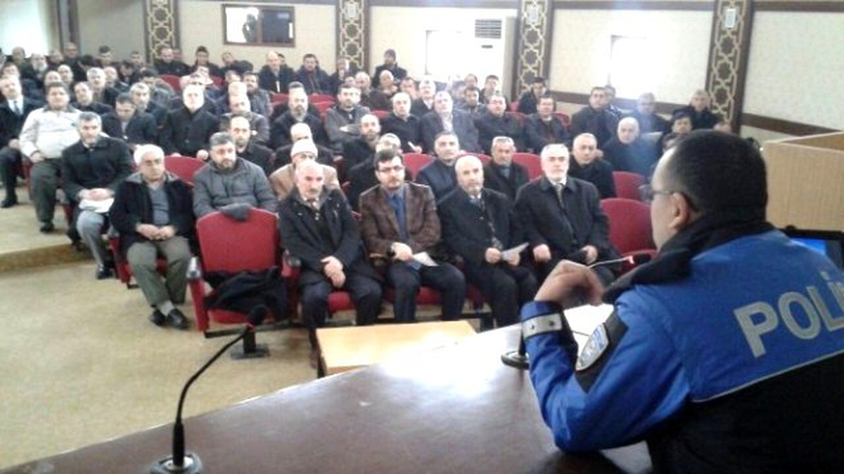 Din Görevlilerine Dolandırıcılık Semineri
