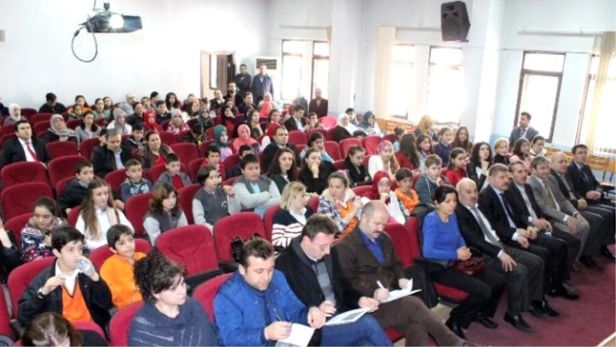 Fatsa\'da İstiklal Marşını Güzel Okuma Yarışması