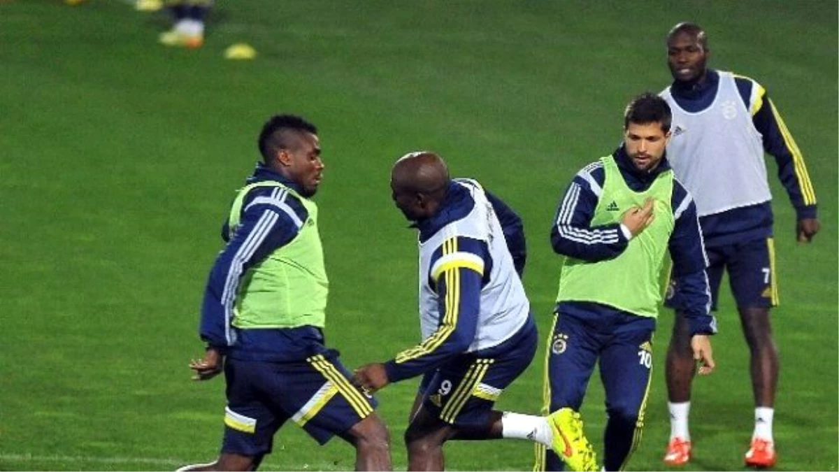 Fenerbahçe, Torku Konyaspor Maçı Hazırlıklarını Sürdürüyor