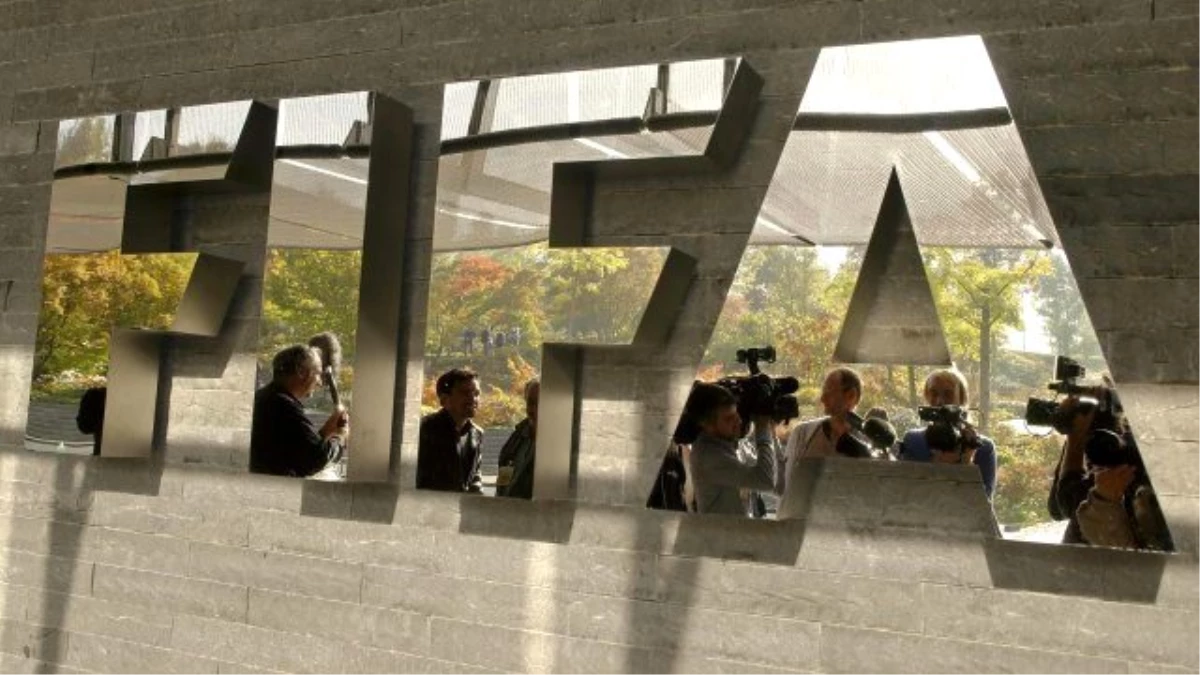 FIFA Genel Sekreteri Valcke: 2022 İçin Kulüplere Tazminat Ödenmeyecek