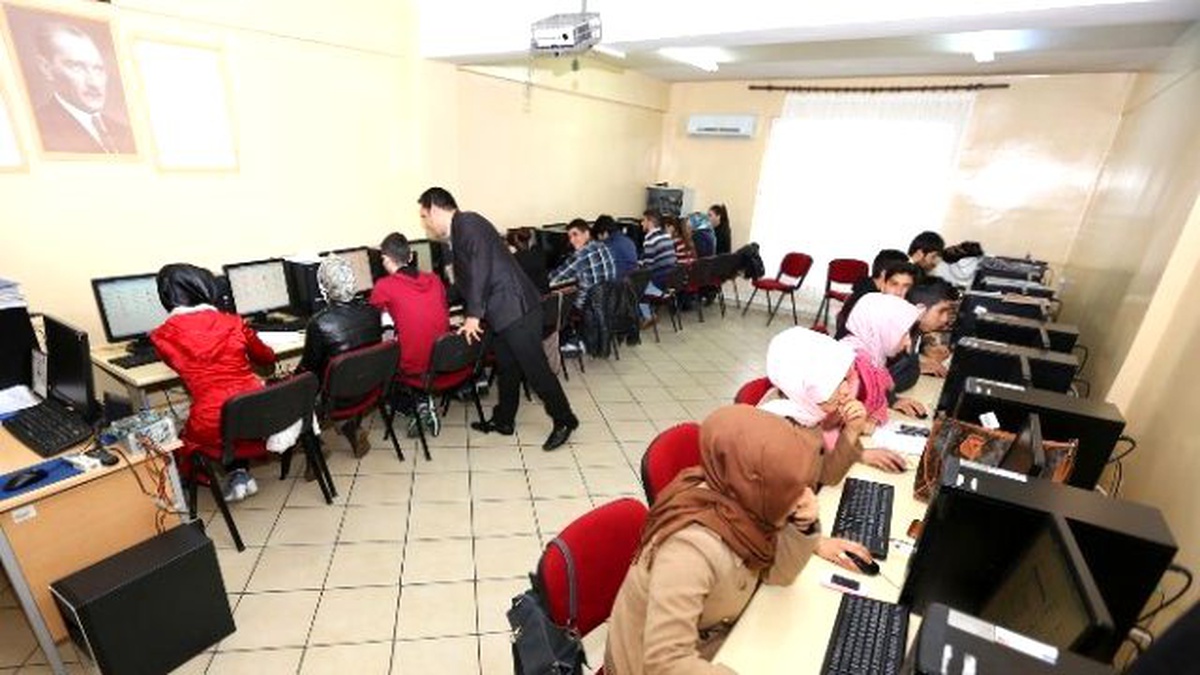 Gasmek, 11 Şubesiyle Kursiyerleri Hayata Hazırlıyor
