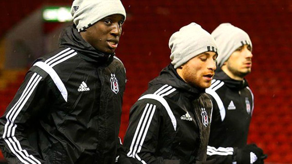 Gökhan Töre ve Demba Ba'dan İyi Haber