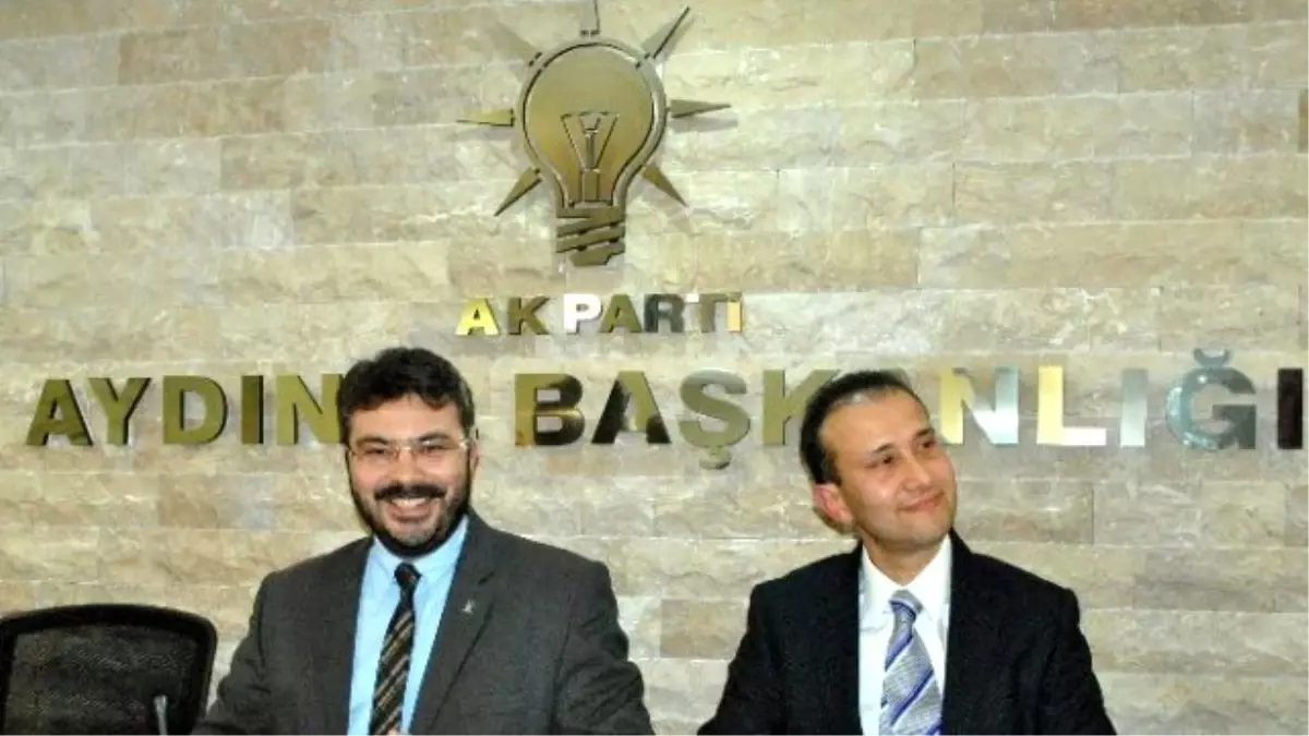 Hakan Çağlar Erürker\'den Aydın AK Parti\'ye Ziyaret