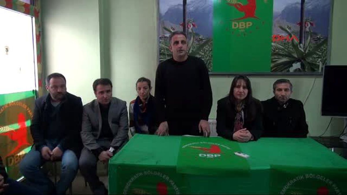 Hakkari\'de Kobani İçin Yardım Kampanyası Başlatıldı