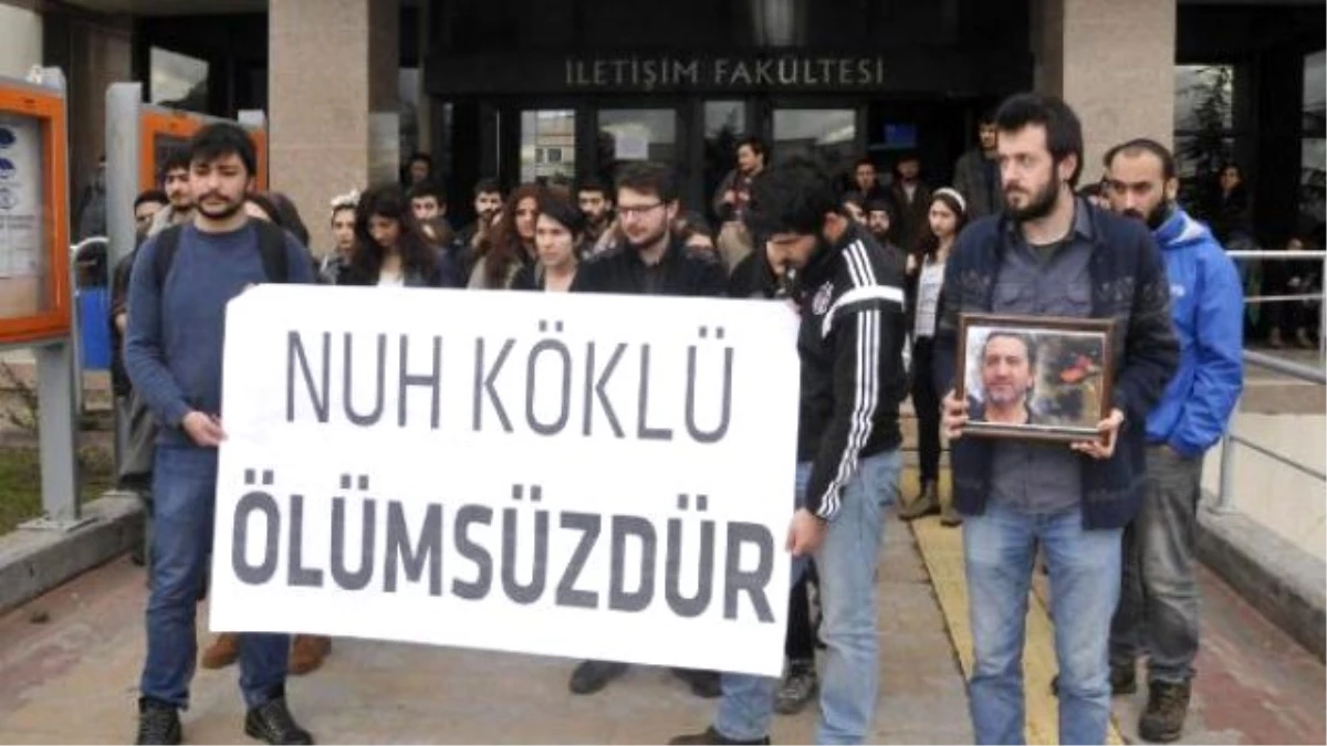 İletişim Fakültesi Öğrencileri Gazeteci Nuh Köklü\'yü Andı