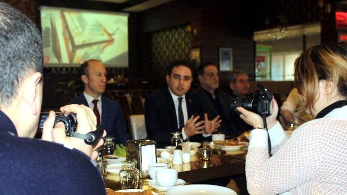 İshak Gazel: Kütahya Yeni Dönemde Türkiye\'nin Parlayan Yıldızı Olacak