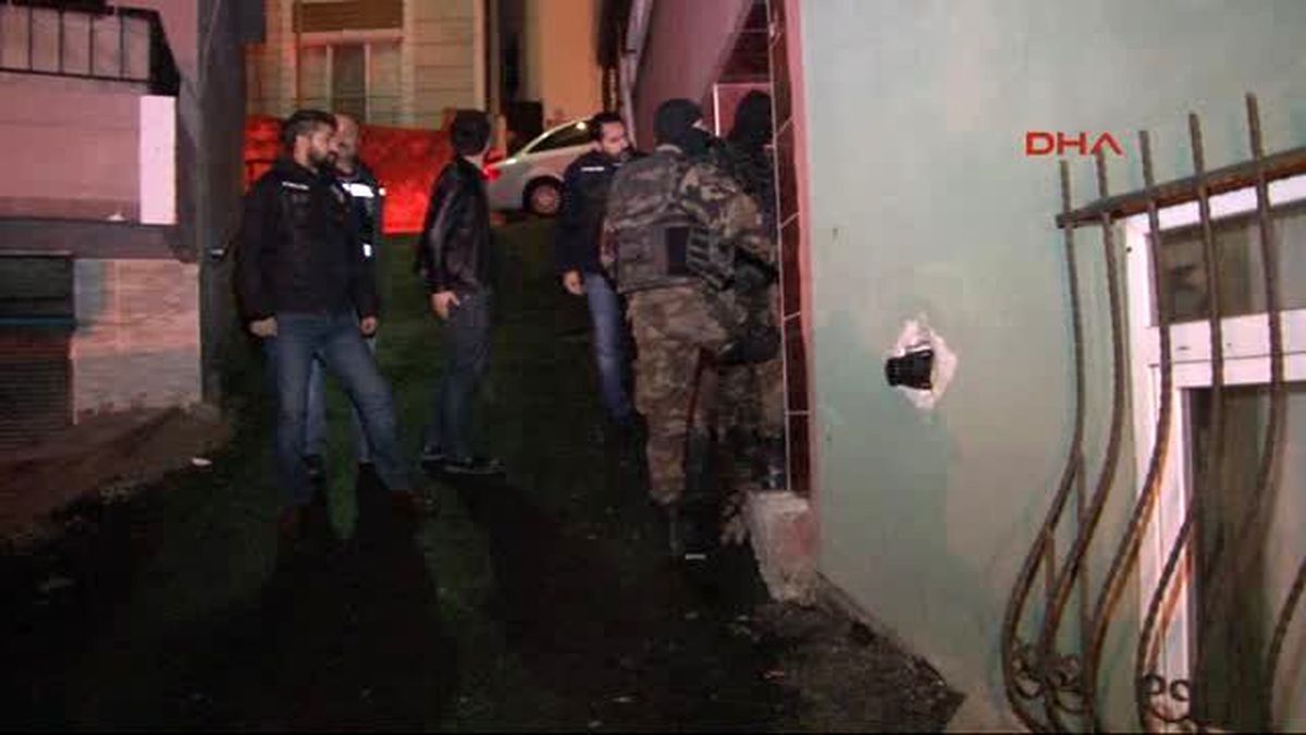 İstanbul Polisinden Şafak Vakti Operasyon