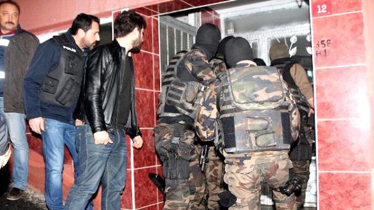 İstanbul\'da Şafak Operasyonu...