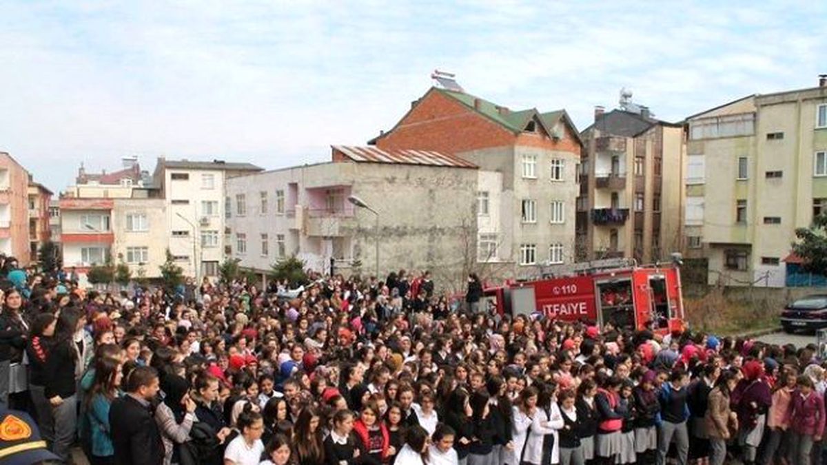 İtfaiyeden Okullarda Tatbikat