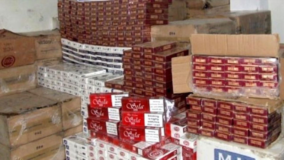 Lapseki\'de Kaçak Sigara Ele Geçirildi