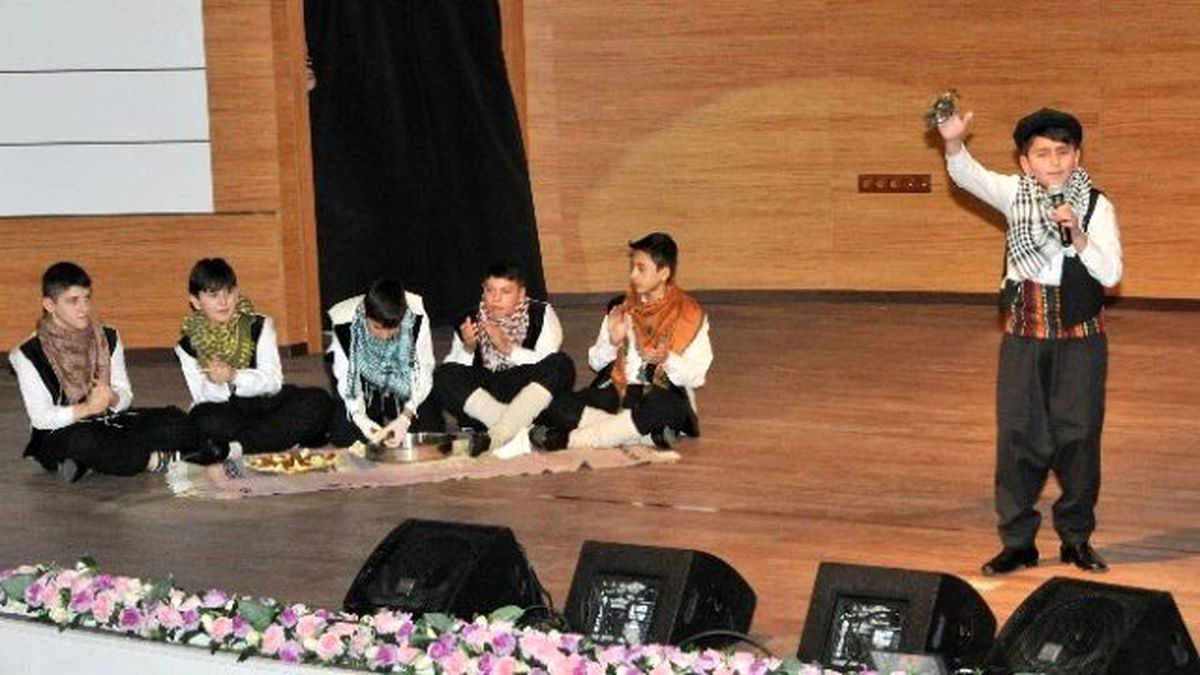 Kedem\'li Öğrenciler Türkülerle Yarıştı