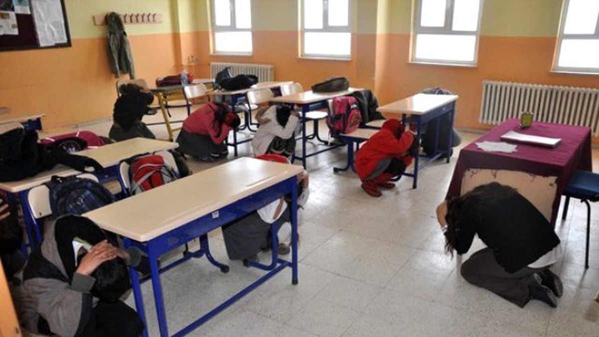 Nazımiye\'de Temel Afet Bilinci Eğitimi