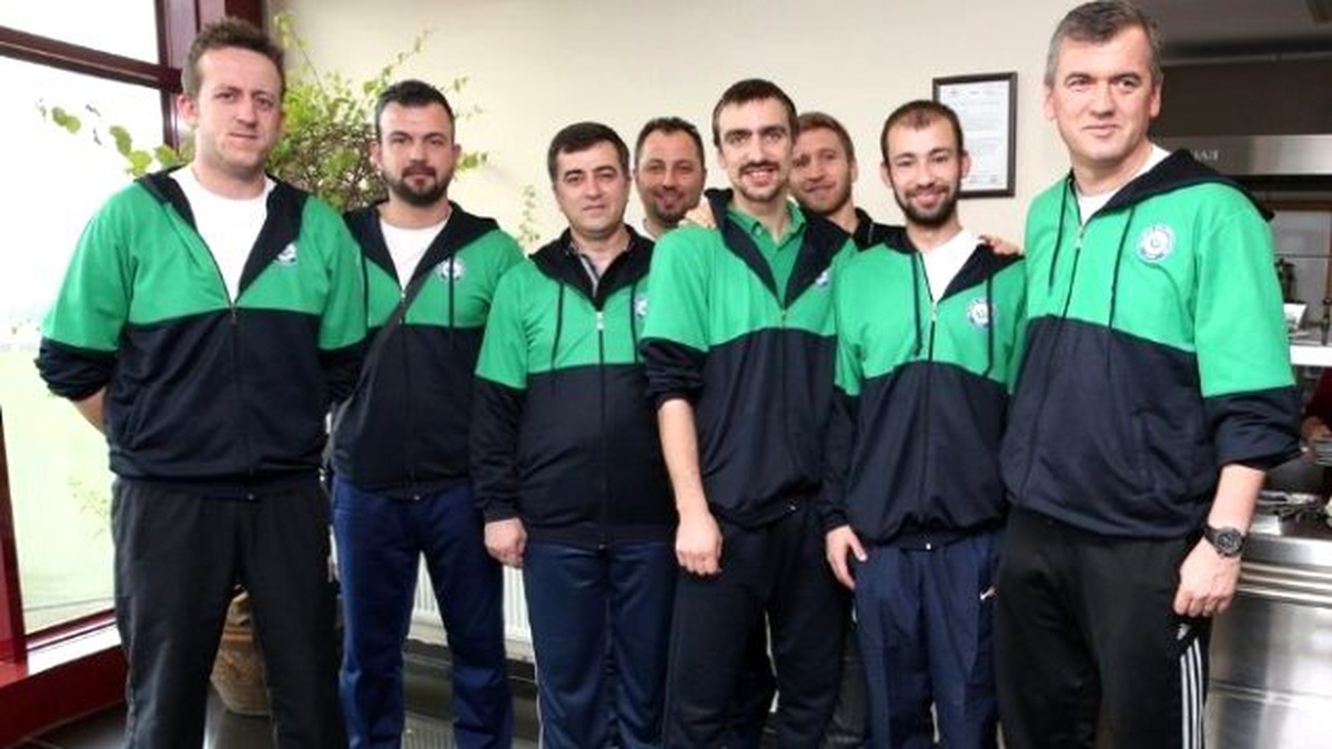 Nilüfer Belediyespor\'a Yeni Yardımcı Antrenör