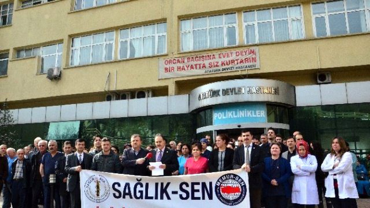 Sağlık-sen \'2015 Yılı Bizim İçin, Ek Ödemelerin Emekliliğe Yansıtılmamasının ve Yıpranma Payının...