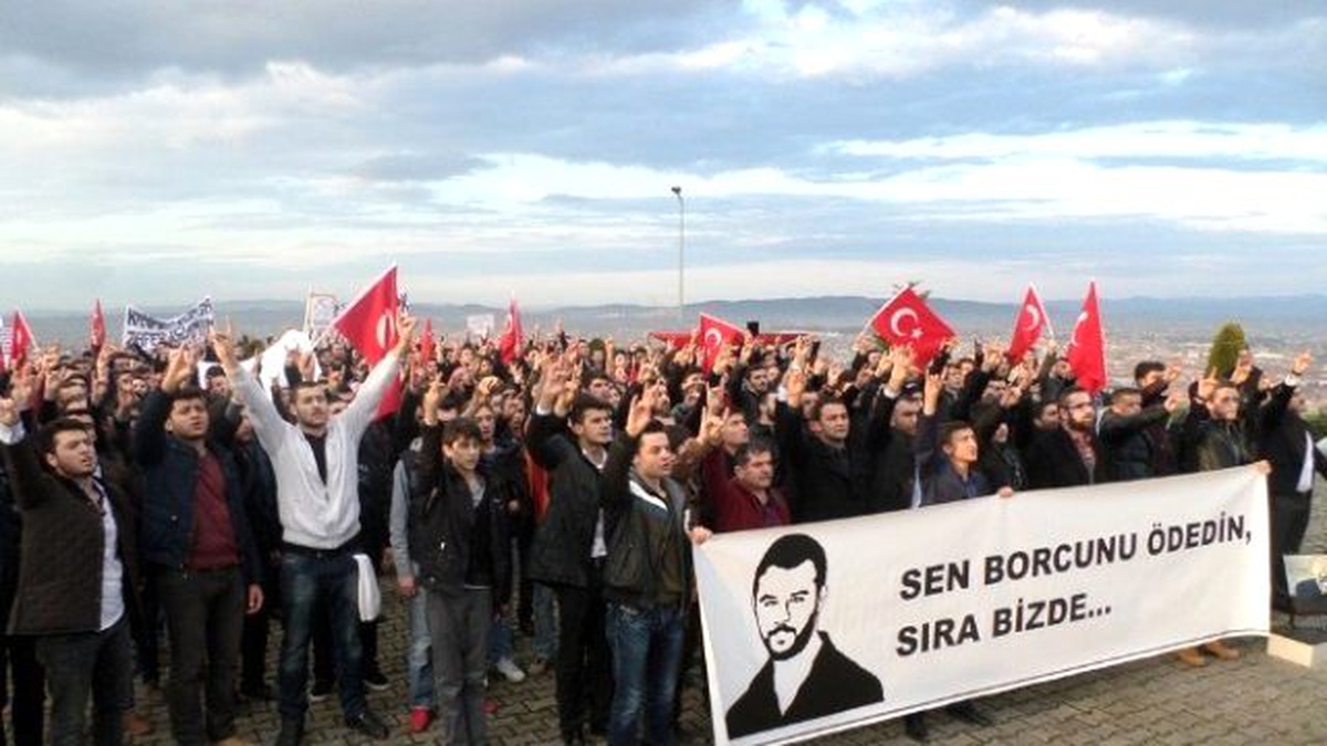 Sakarya\'da Fırat Çakıroğlu Anısına Yürüyüş
