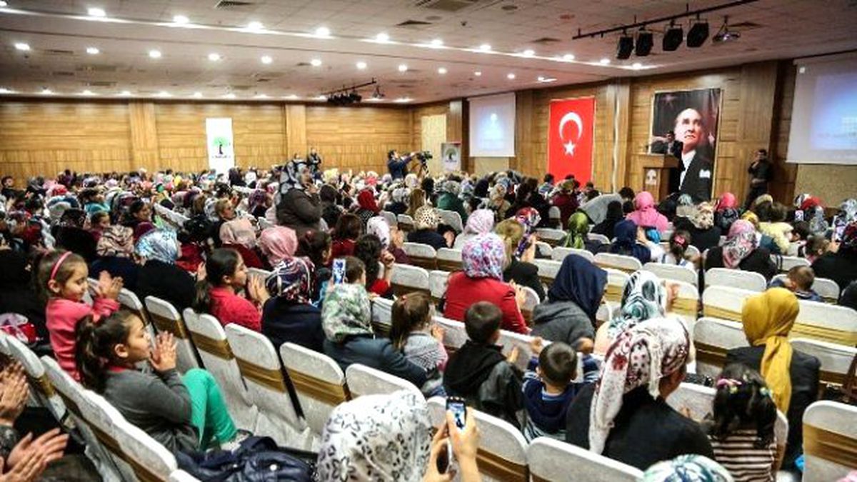 Şehitkamilli Hanımlara 0-6 Yaş Aile Eğitimi Kursu Verildi