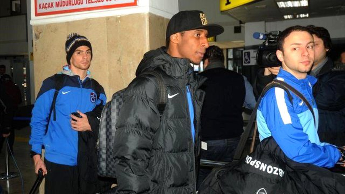 Trabzonspor, Napoli Maçı İçin İtalya\'ya Gitti