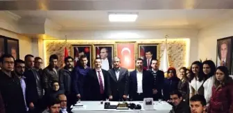 Ünlü Hukukçu Noyan, Manisa'dan Aday Adayı Oldu