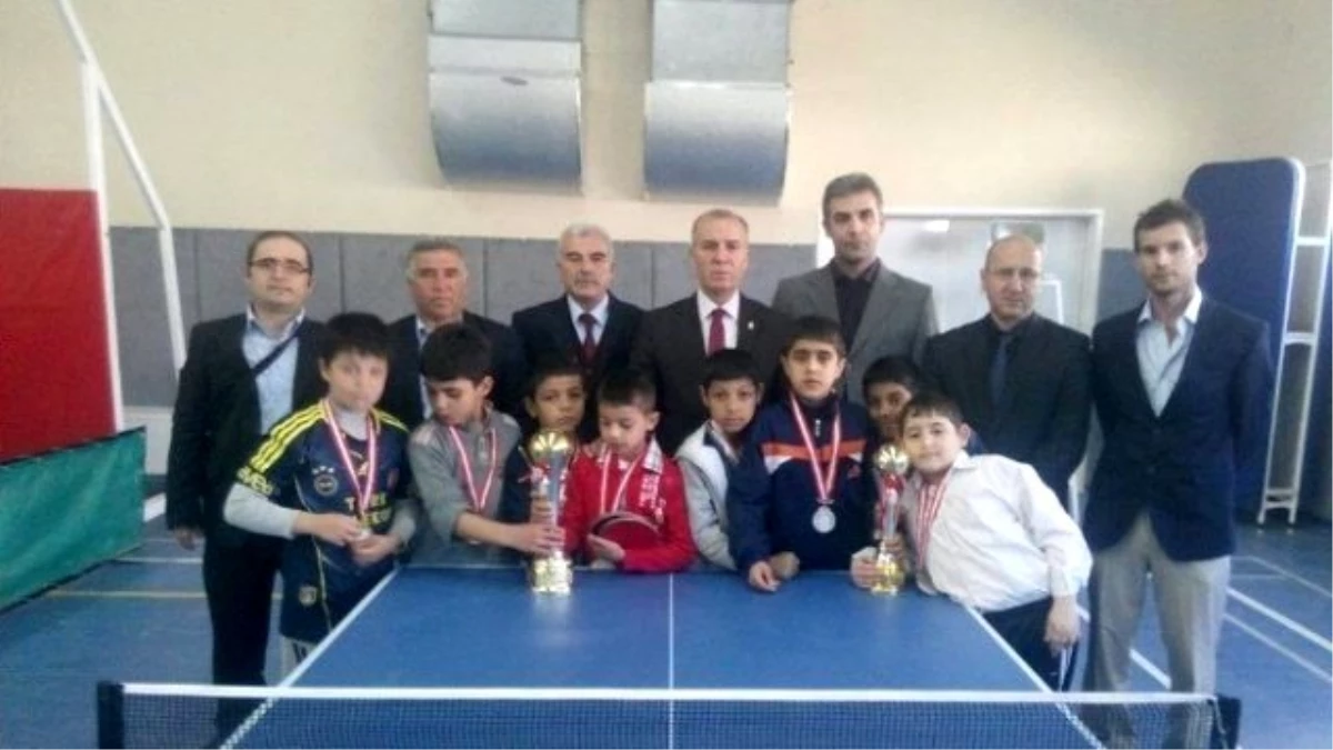 Yıldız Erkeklerde Masa Tenisinin Şampiyonu Mehmet Keçik Ortaokulu Oldu