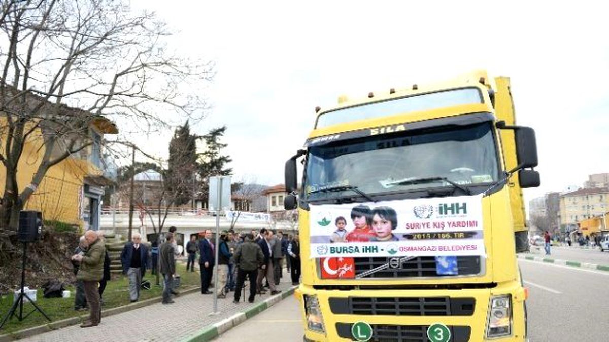 Bursa\'dan Suriye\'ye 5 Tır Dolusu Yardım Malzemesi Gönderildi