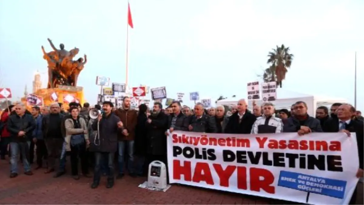 Davullu Zurnalı Yasa Tasarısı Protestosu