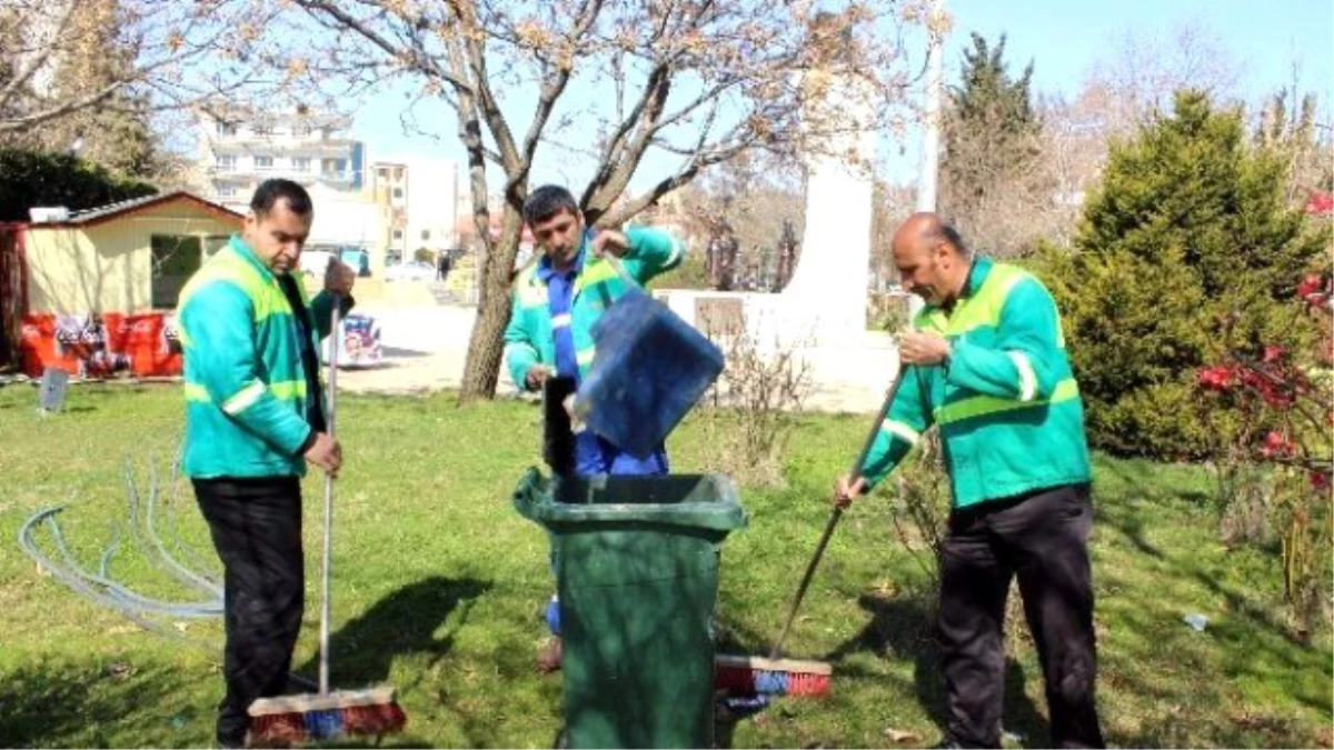 Engelli Temizlik İşçisi AK Parti\'den Milletvekili Aday Adayı Oldu