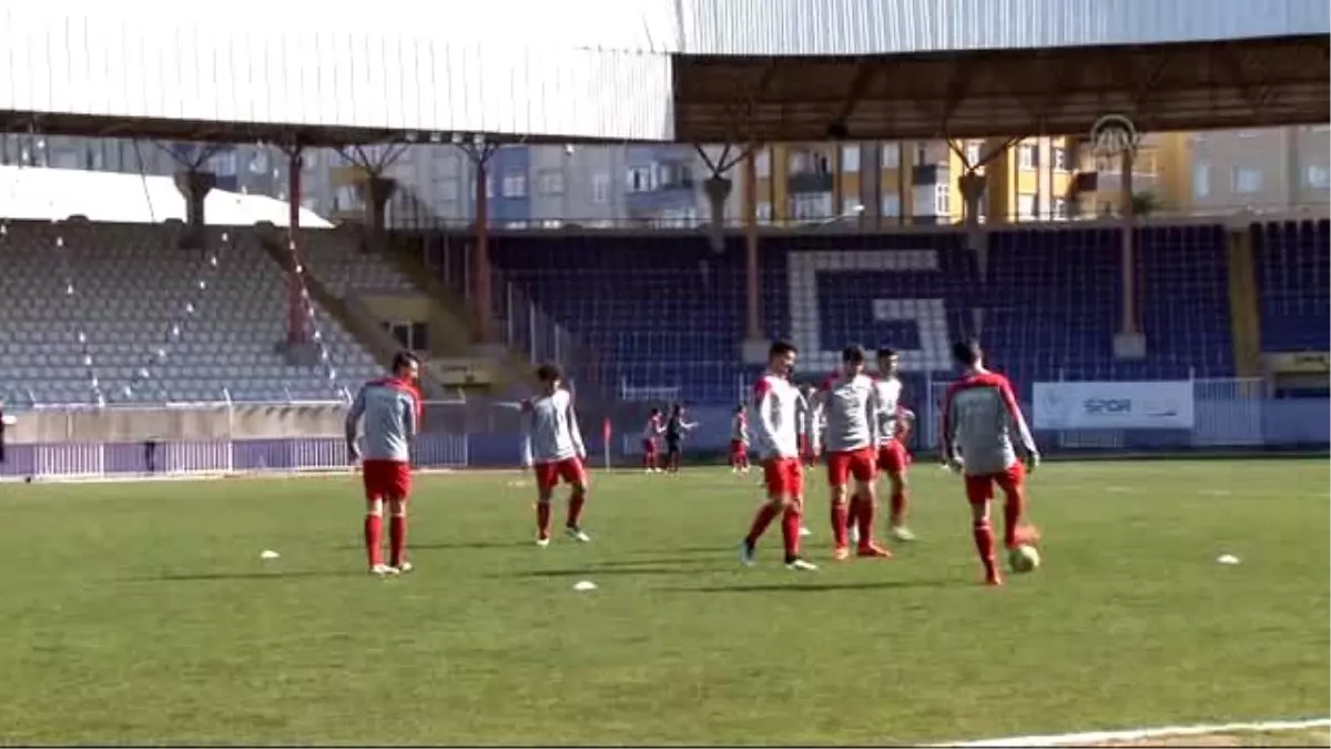 Futbol: 18 Yaş Altı - Türkiye: 4 - Makedonya: 1