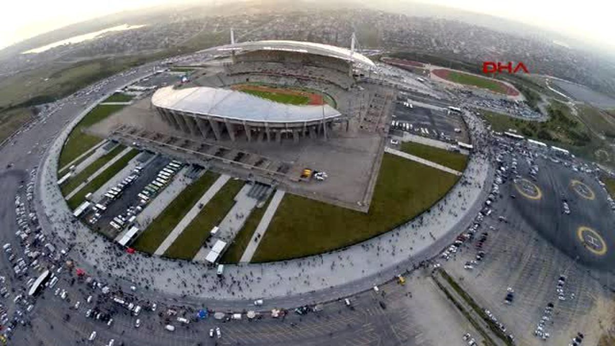 Havadan Görüntülerle Olimpiyat Stadı\'nda Maç Heyecanı...