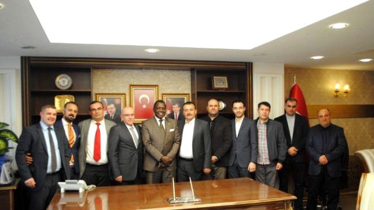 Mali Büyükelçisi\'nden Samimi Ziyaret