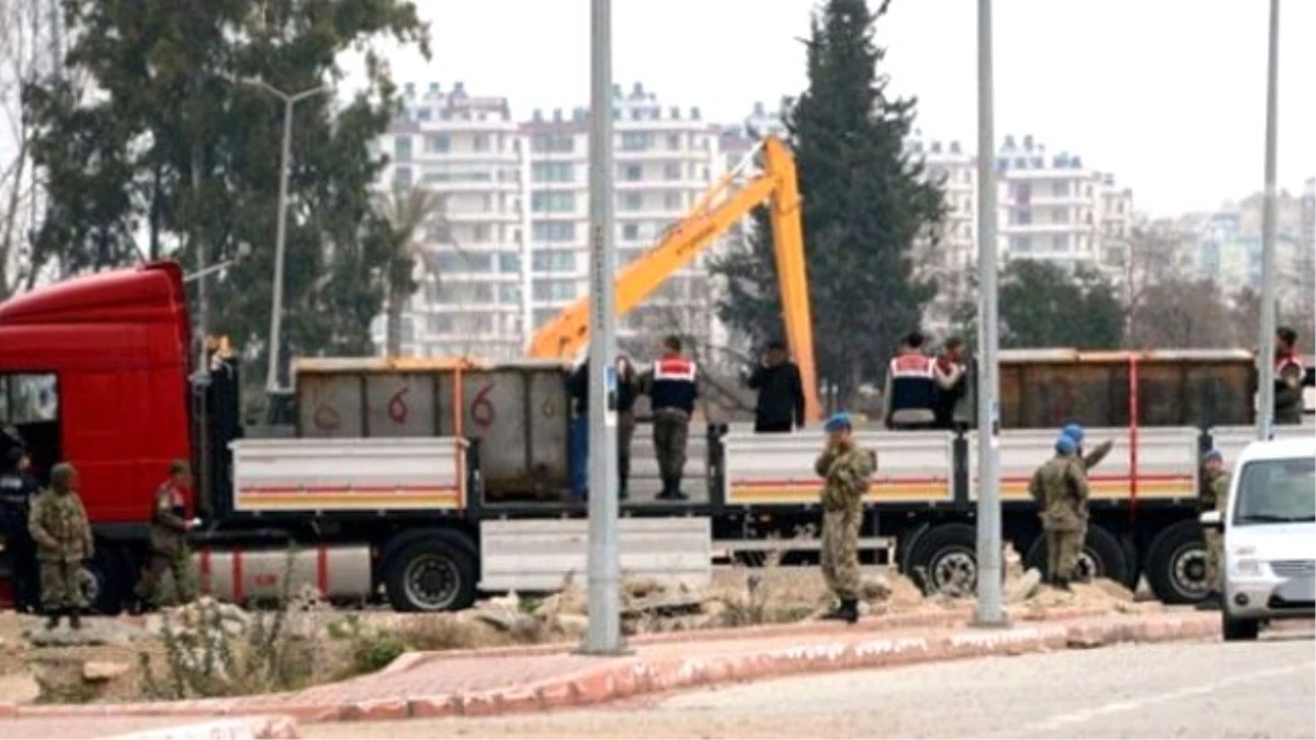 MİT TIR\'ları İhbarını Yapan Asker Tutuklandı