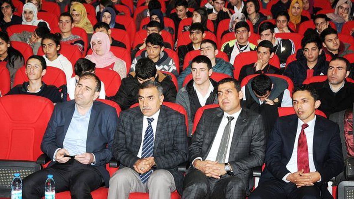 Öğrencilere Meslek Tanıtımı Yapıldı