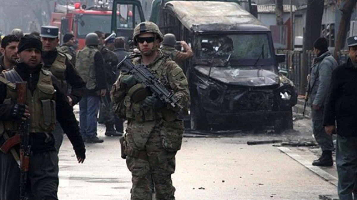 Kabil\'de Türk Askerlerinin Bulunduğu Araca Saldırı Afganları Üzdü