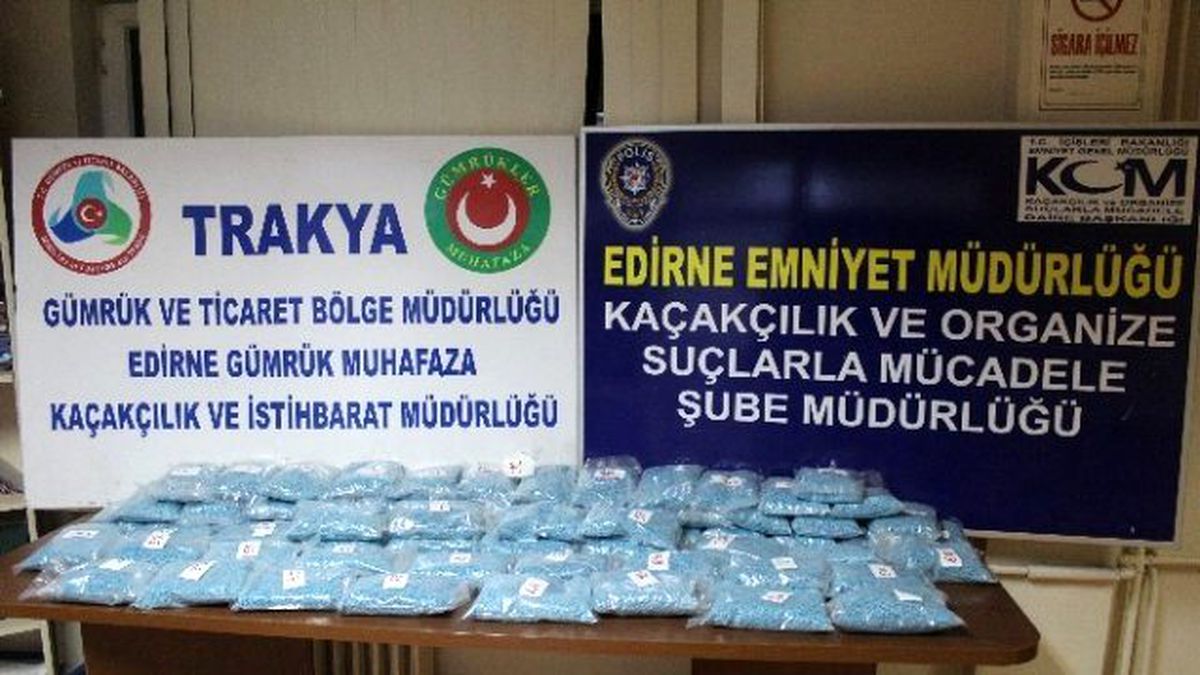 Edirne\'de Uyuşturucu Operasyonuna 13 Gözaltı