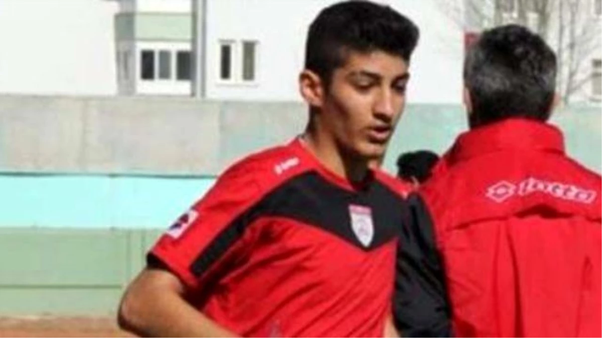 Futbolcu Murat Aydın Sakatlandı