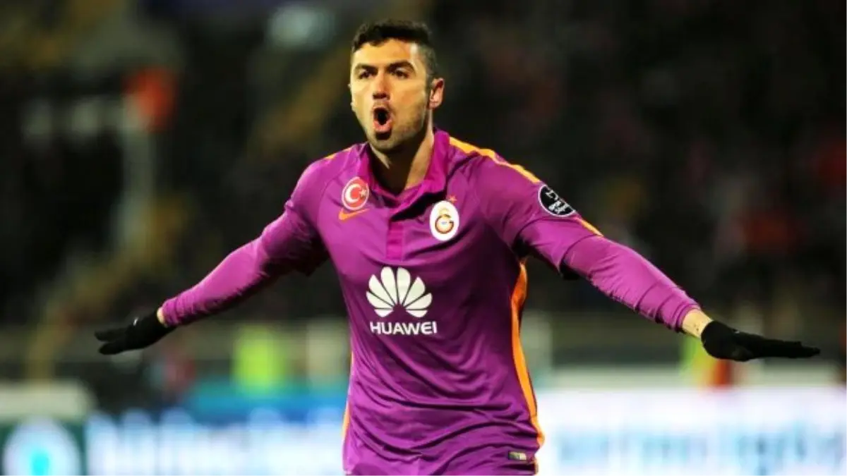 Galatasaray\'da Burak Yılmaz Kadroya Alınmadı