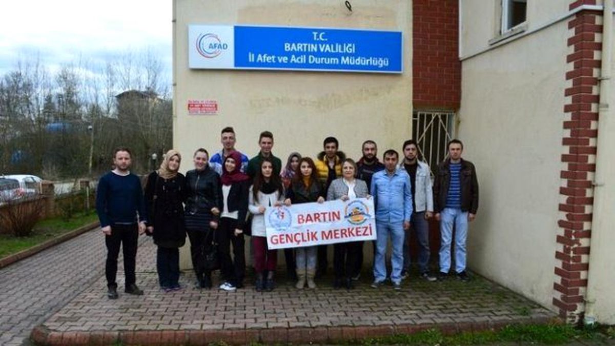 Gönüllü Gençlerden Bartın Afad\'a Ziyaret