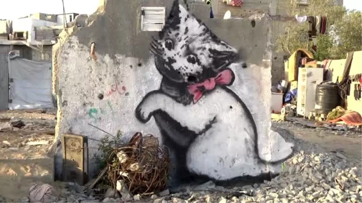 İngiliz Graffiti Sanatçısı Banksy Gazze\'de