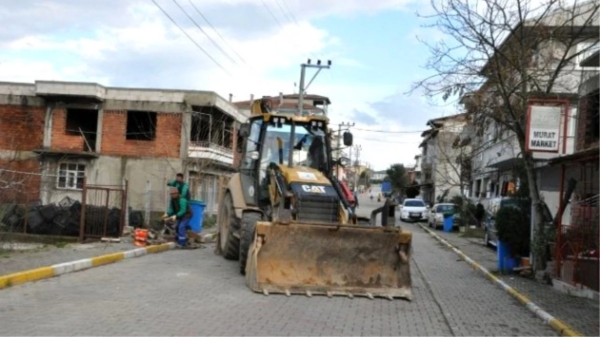 Kartepe\'de Parke Tamiratları Hız Kazandı