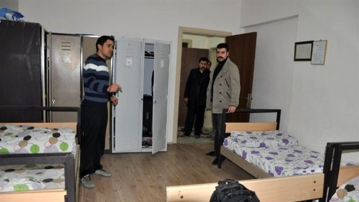 Kaymakam Yosunkaya\'dan Öğrenci Yurduna Denetim