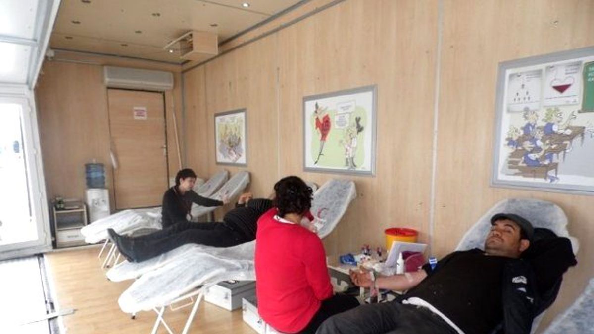 Korkuteli\'nde İki Günde 70 Ünite Kan ve 7 Kök Hücre Bağışı Yapıldı