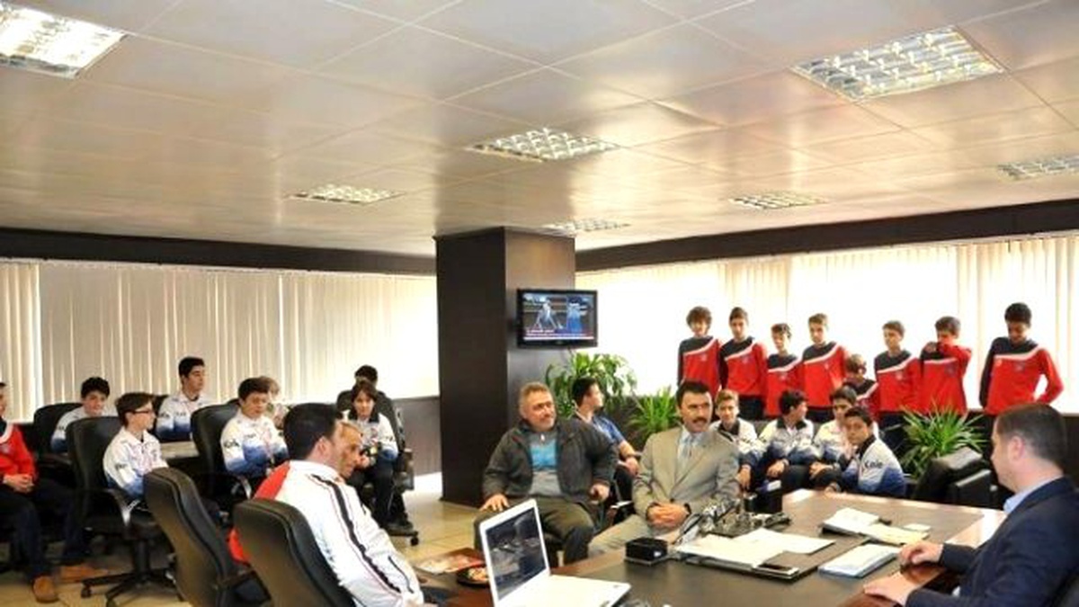 Şampiyonlardan Başkan Kuzu\'ya Ziyaret