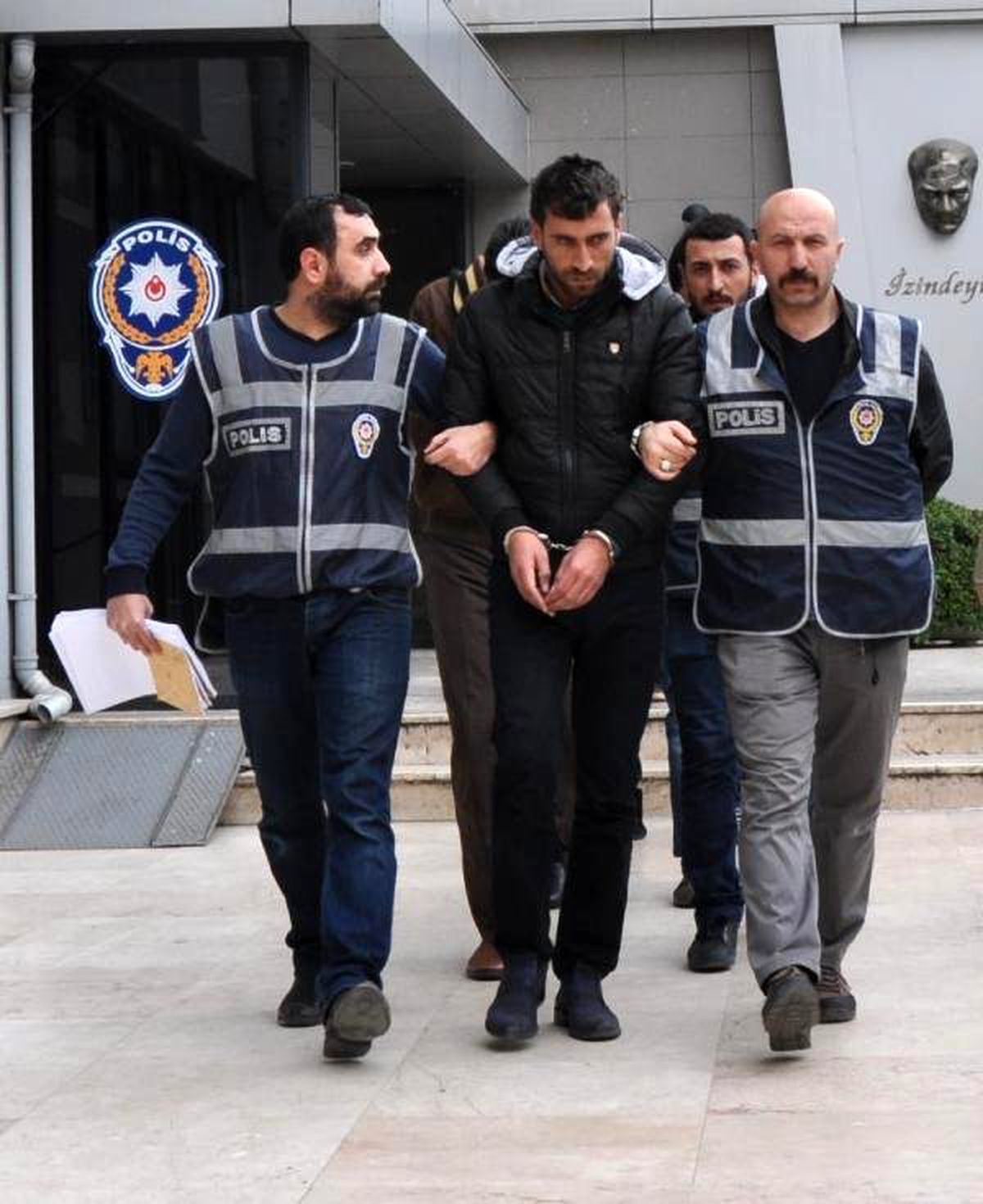Suriyelinin Yönettiği Çete Bursa\'da 3 Kadını Dolandırdı