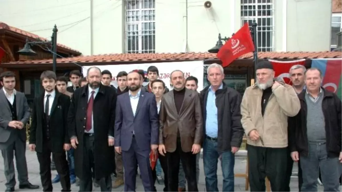 Alperen Ocaklarından \'Hocalı Katliamı Fotoğraf Sergisi